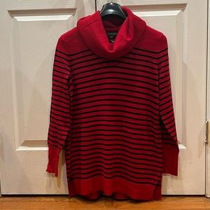 NWT women’s Ralph Lauren cowl neck sweater size M
